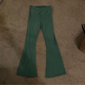 Victoria Secret Crossover Flare Leggings